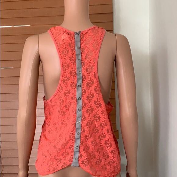 WE ARE THE FREE ARMLESS LACE TOP SIZE M‎ - Picture 2 of 7